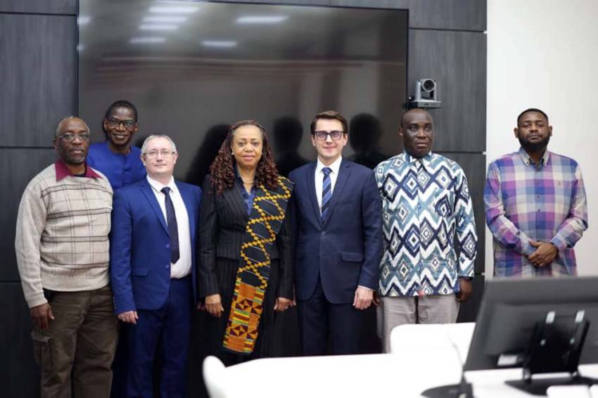 Проректор по международному сотрудничеству НИУ «БелГУ» встретился с послом Республики Гана 
